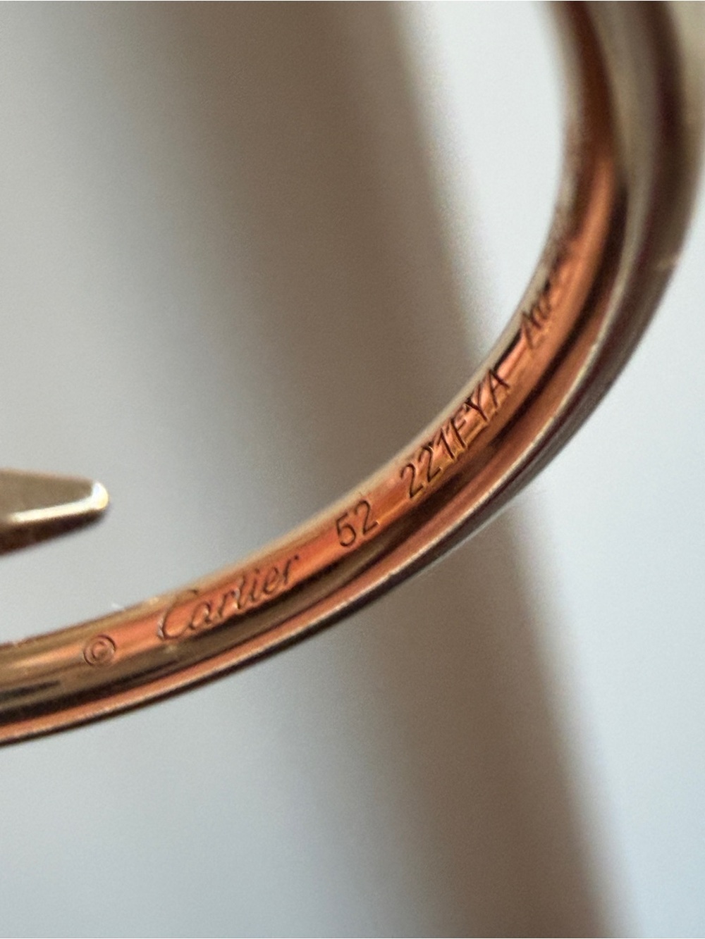 Cartier Juste un Clou Small Ring – 18K Yellow Gold – Size 52 – Full Set - Picture 6 of 16